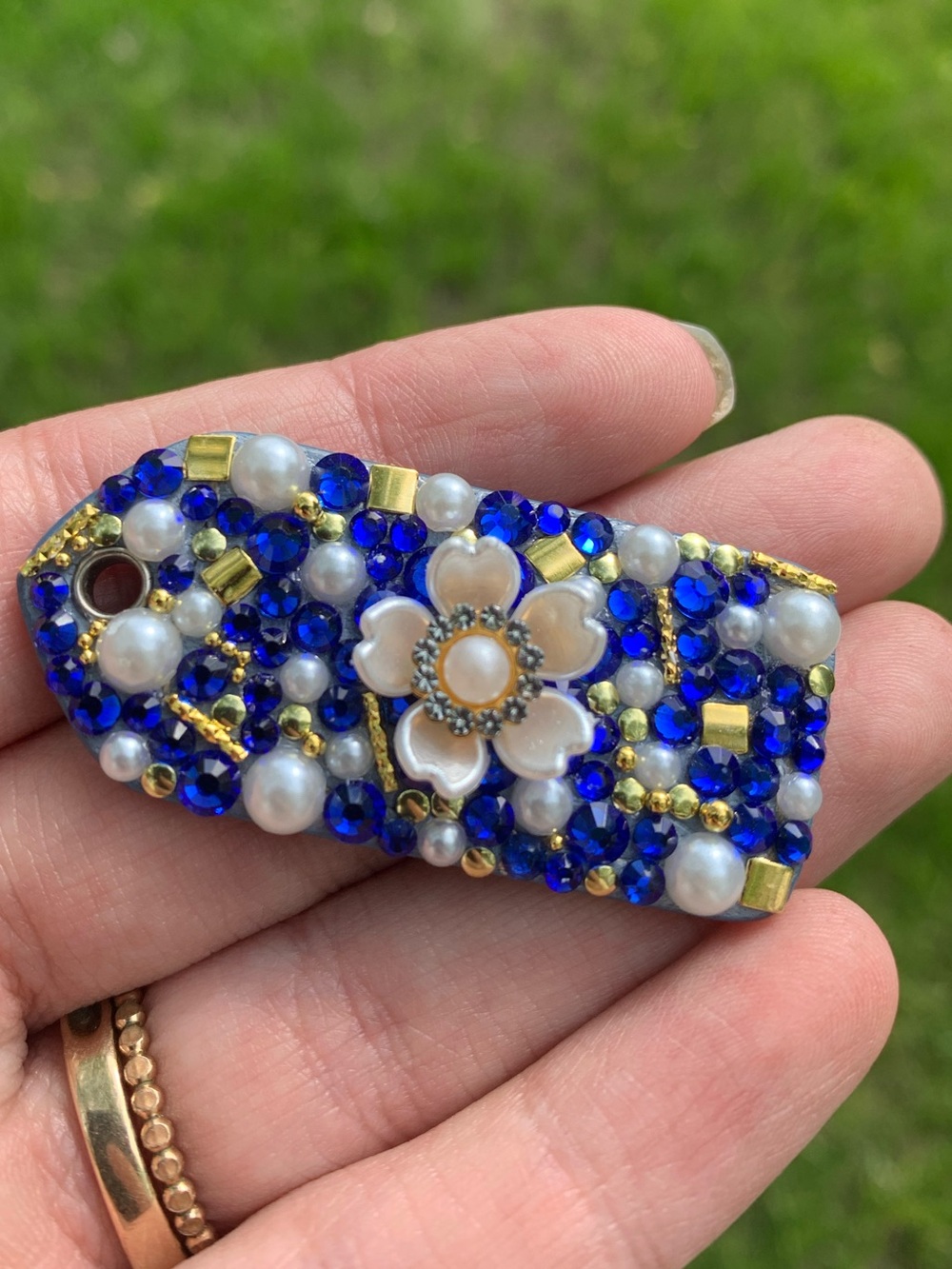 Coach Baby Blue 2” Hangtag with Blue Glass Rhinestones, Pearl and Gold accents - Picture 10 of 11